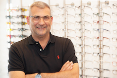 Augenoptikermeister Danilo Braccini